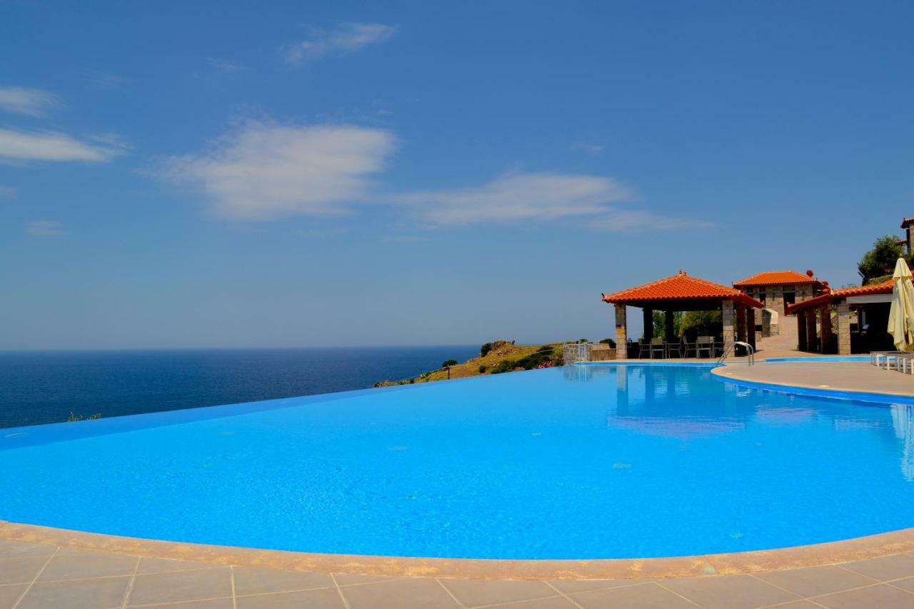 מית'ימנה Villa Molivos Castle מראה חיצוני תמונה